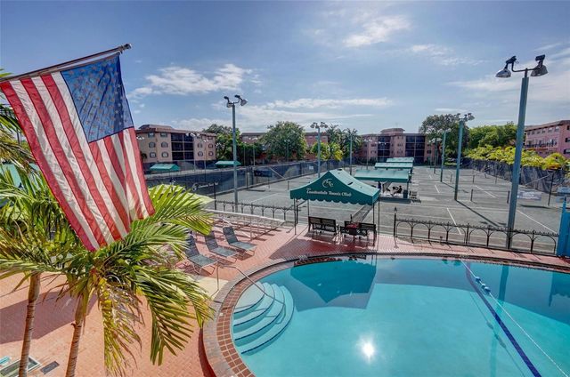 650 Tennis Club Drive 305, Fort Lauderdale, FL 33311