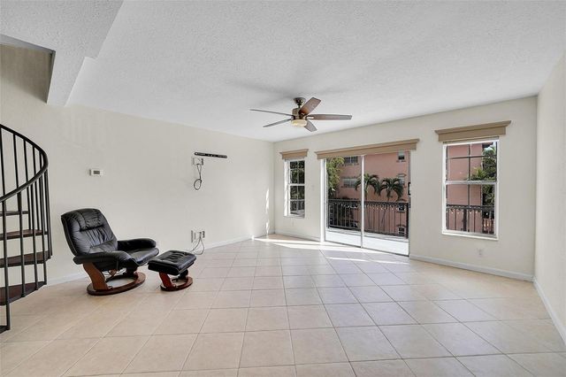 650 Tennis Club Drive 305, Fort Lauderdale, FL 33311