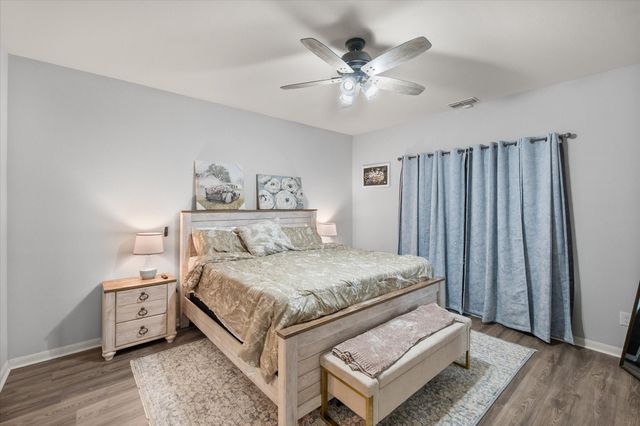 1947 Hollywood Drive, Seagoville, TX 75159