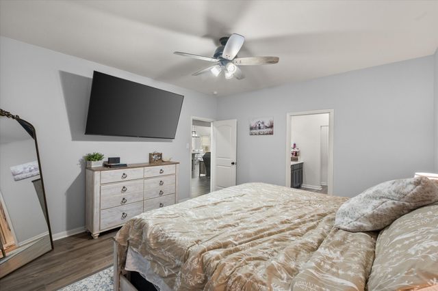 1947 Hollywood Drive, Seagoville, TX 75159