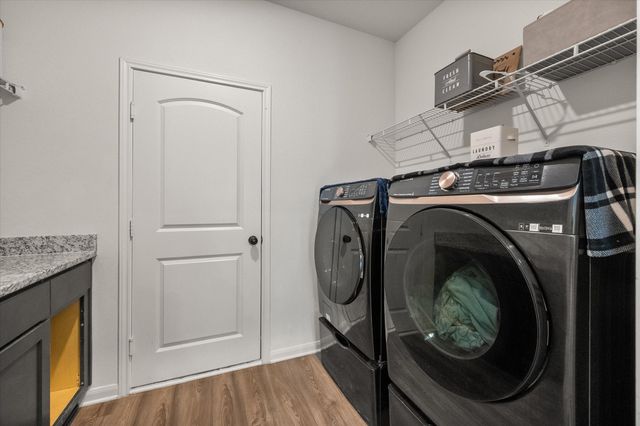 1947 Hollywood Drive, Seagoville, TX 75159