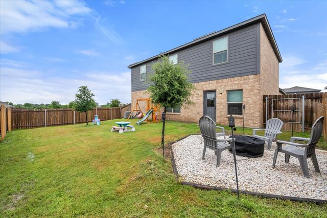 1947 Hollywood Drive, Seagoville, TX 75159