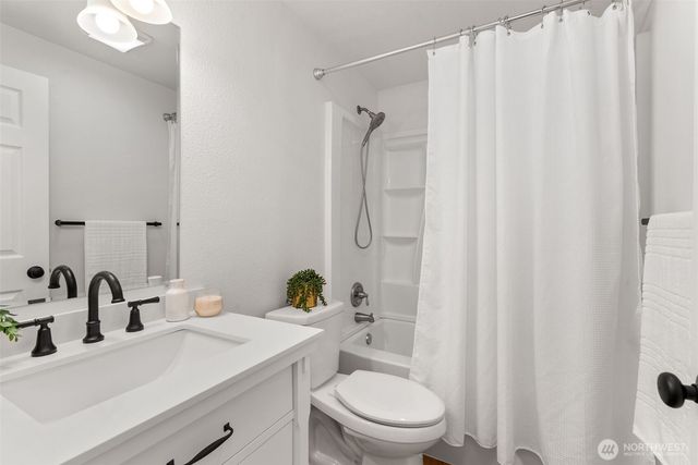 19750 SE 263rd Place, Covington, WA 98042