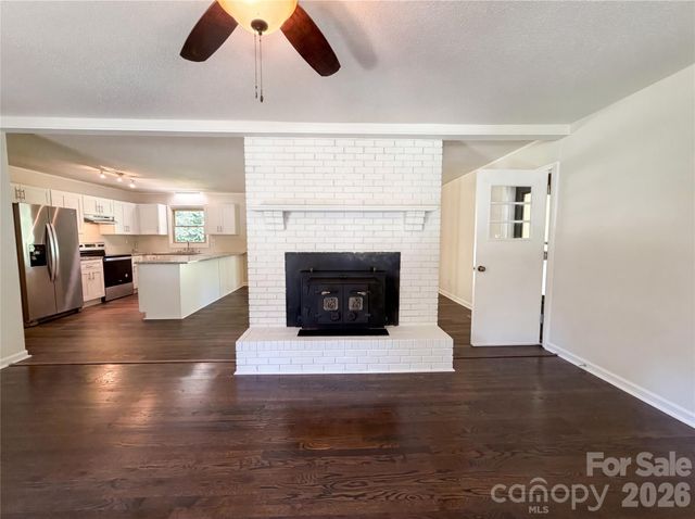 2418 Woodbridge Drive, Gastonia, NC 28056