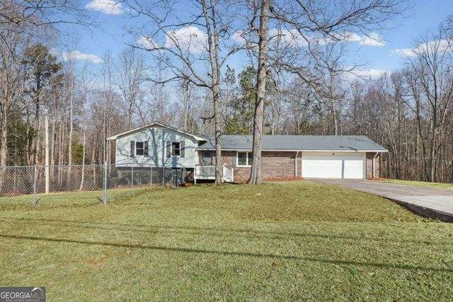 101 Dock Hyde Road, Carrollton, GA 30116