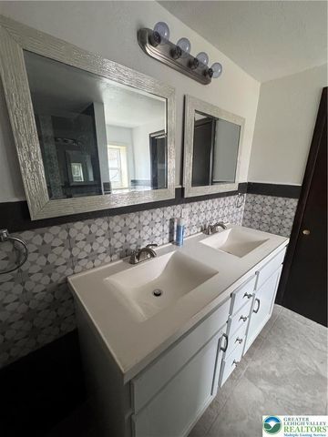 3276 Easton Avenue, Bethlehem Twp, PA 18020