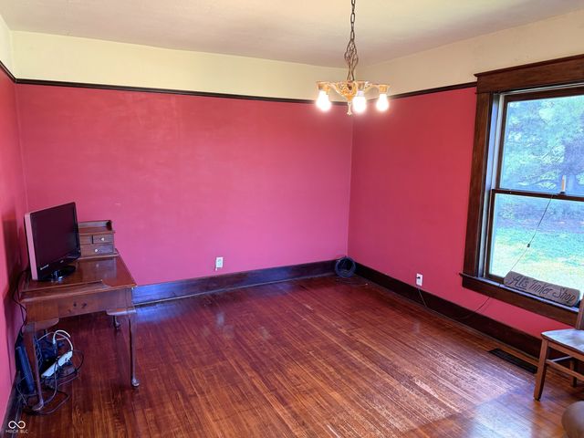 7137 S 200 E, Ladoga, IN 47954