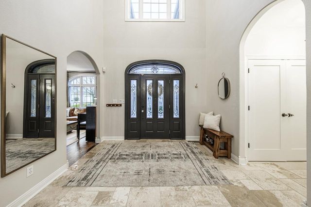 1403 E Bristlecone DRIVE, Hartland, WI 53029