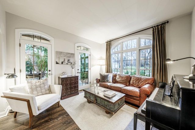 1403 E Bristlecone DRIVE, Hartland, WI 53029