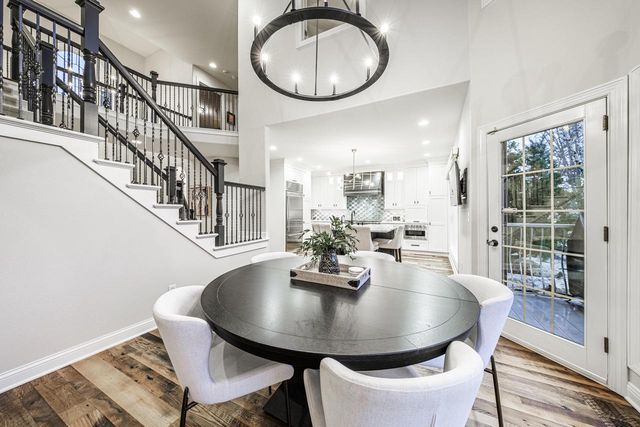 1403 E Bristlecone DRIVE, Hartland, WI 53029