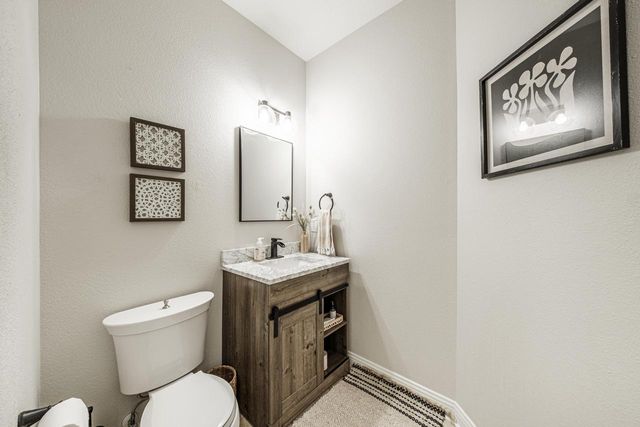 1403 E Bristlecone DRIVE, Hartland, WI 53029