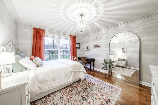 1403 E Bristlecone DRIVE, Hartland, WI 53029