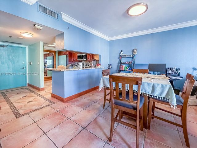 520 Brickell Key Dr A1912, Miami, FL 33131