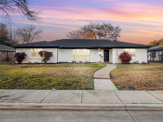 1605 Glenwick Drive, Plano, TX 75075