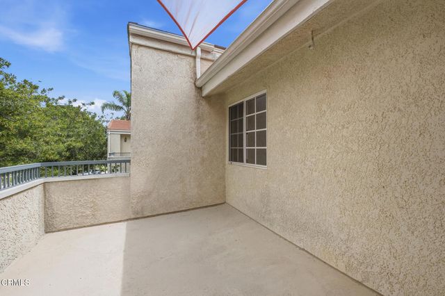574 Charles Street, Moorpark, CA 93021