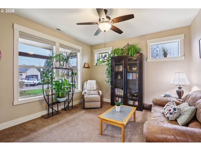 4714 Ne 123RD St, Vancouver, WA 98686