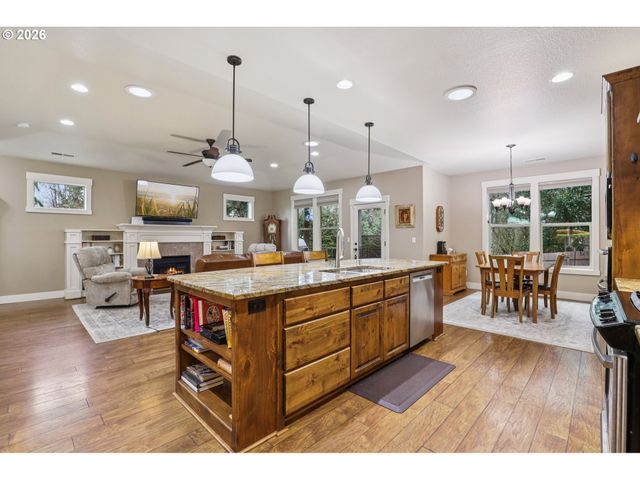 4714 Ne 123RD St, Vancouver, WA 98686