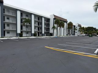 2111 NW 55th Avenue 211, Lauderhill, FL 33313