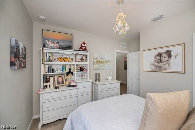 2548 Ocasa CT, Cape Coral, FL 33909