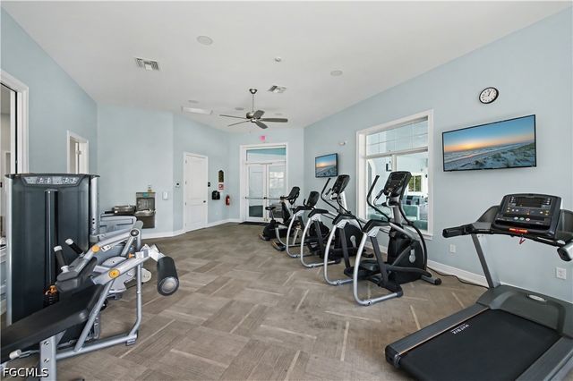 2548 Ocasa CT, Cape Coral, FL 33909