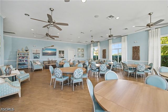 2548 Ocasa CT, Cape Coral, FL 33909