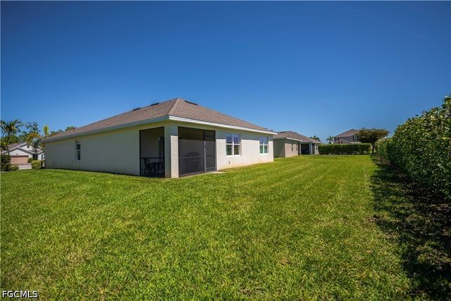 2548 Ocasa CT, Cape Coral, FL 33909