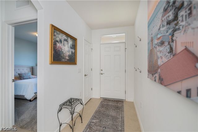 2548 Ocasa CT, Cape Coral, FL 33909