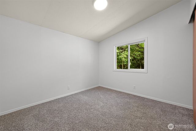 8331 Golden Valley Drive, Maple Falls, WA 98266