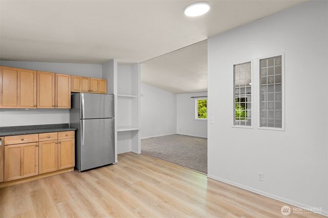 8331 Golden Valley Drive, Maple Falls, WA 98266