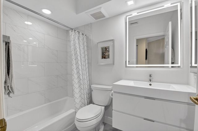 17257 Boca Club Boulevard 1, Boca Raton, FL 33487