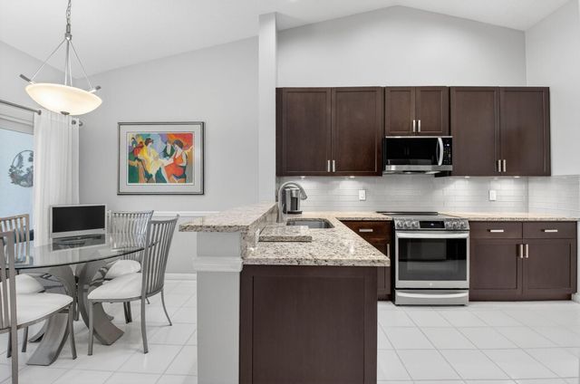 17257 Boca Club Boulevard 1, Boca Raton, FL 33487