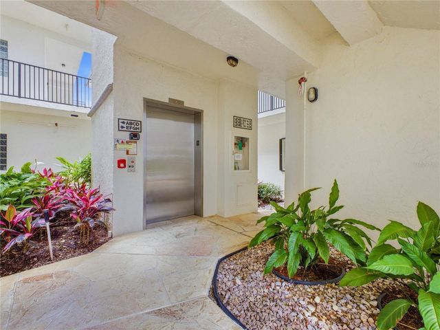5157 FLORIA WAY J, Boynton Beach, FL 33437