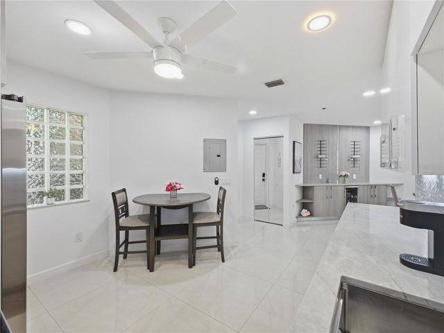 5157 FLORIA WAY J, Boynton Beach, FL 33437