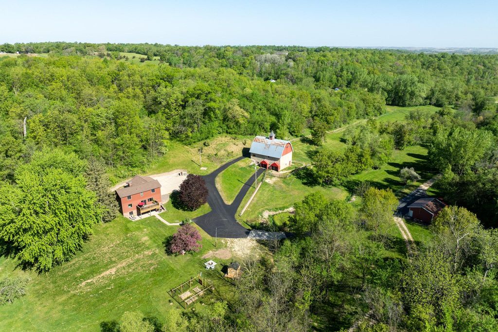 31500 Echo Valley Trail, Cannon Falls, MN 55009 — photo 2