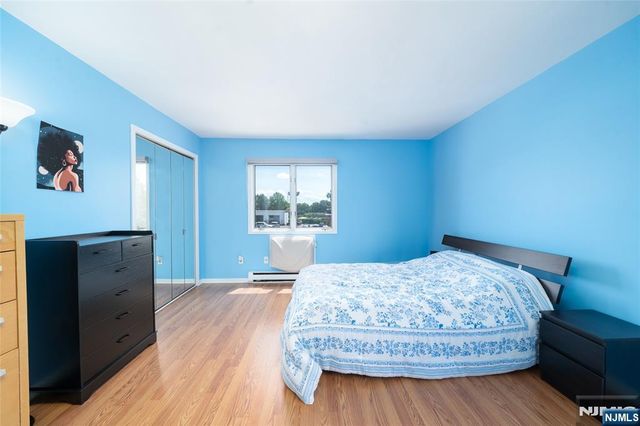 651 Riverside Avenue B17, Lyndhurst, NJ 07071
