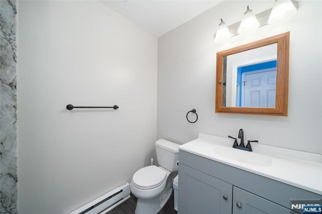 651 Riverside Avenue B17, Lyndhurst, NJ 07071