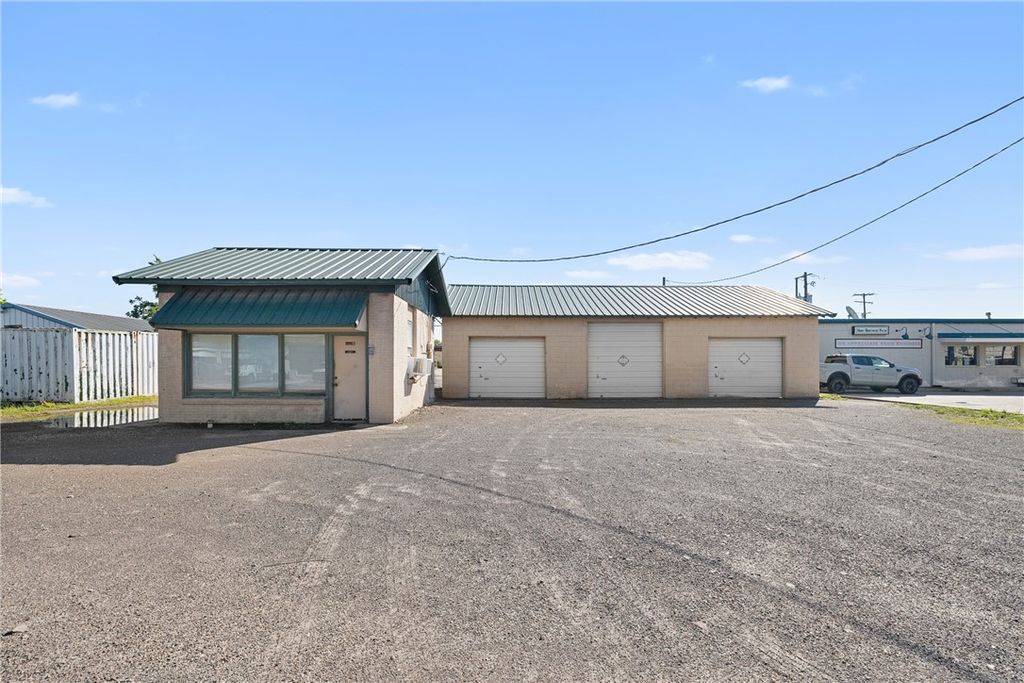 17377 State Highway 36 Highway S, Somerville, TX 77879 — exterior