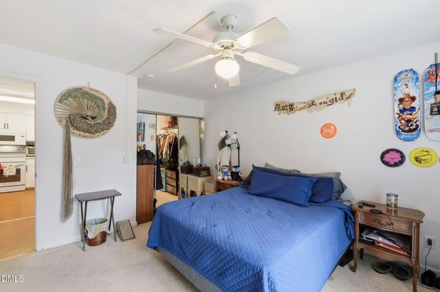 231 Summerwalk Cir, Chapel Hill, NC 27517