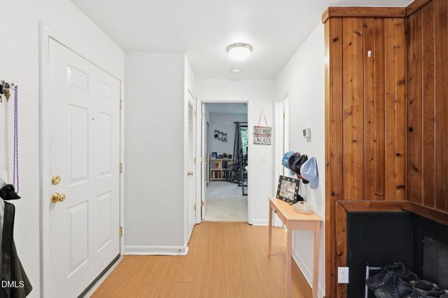 231 Summerwalk Cir, Chapel Hill, NC 27517