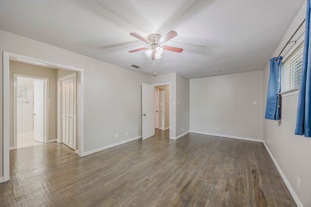 1624 Summer Place Circle, Irving, TX 75062