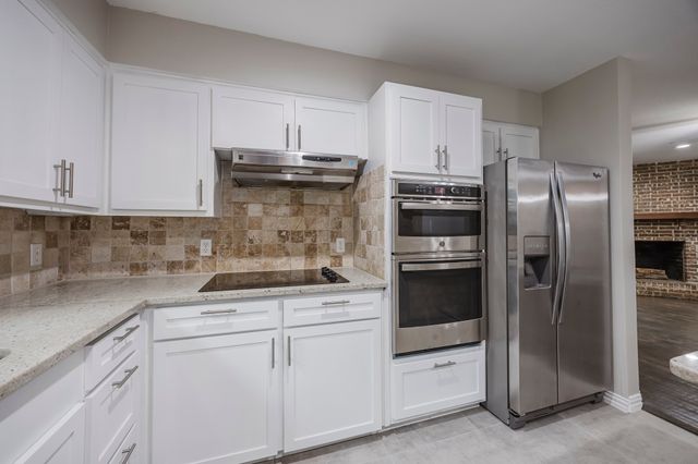 1624 Summer Place Circle, Irving, TX 75062