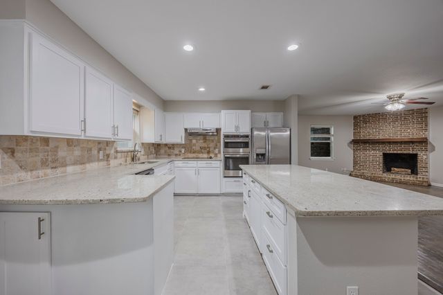 1624 Summer Place Circle, Irving, TX 75062