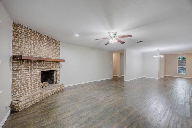 1624 Summer Place Circle, Irving, TX 75062