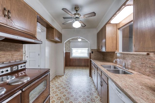 224 S J Street, Madera, CA 93637