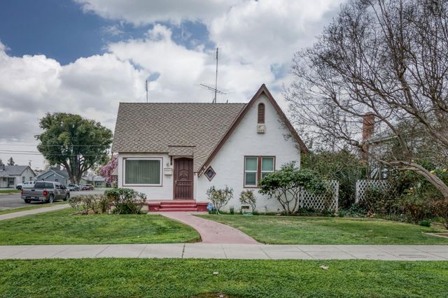 224 S J Street, Madera, CA 93637