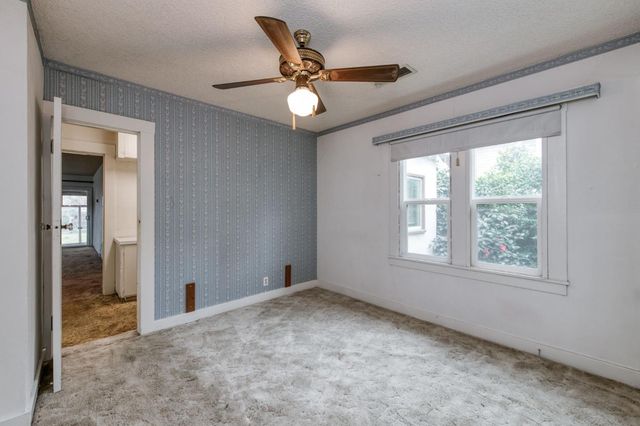 224 S J Street, Madera, CA 93637