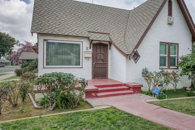 224 S J Street, Madera, CA 93637