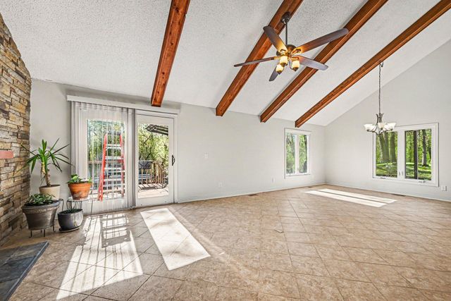 2804 Bryce Court, Burnsville, MN 55337