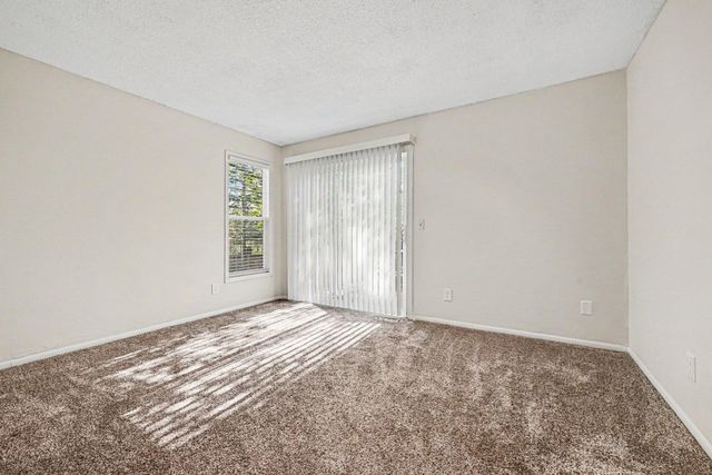 2804 Bryce Court, Burnsville, MN 55337
