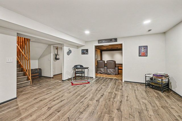 2804 Bryce Court, Burnsville, MN 55337
